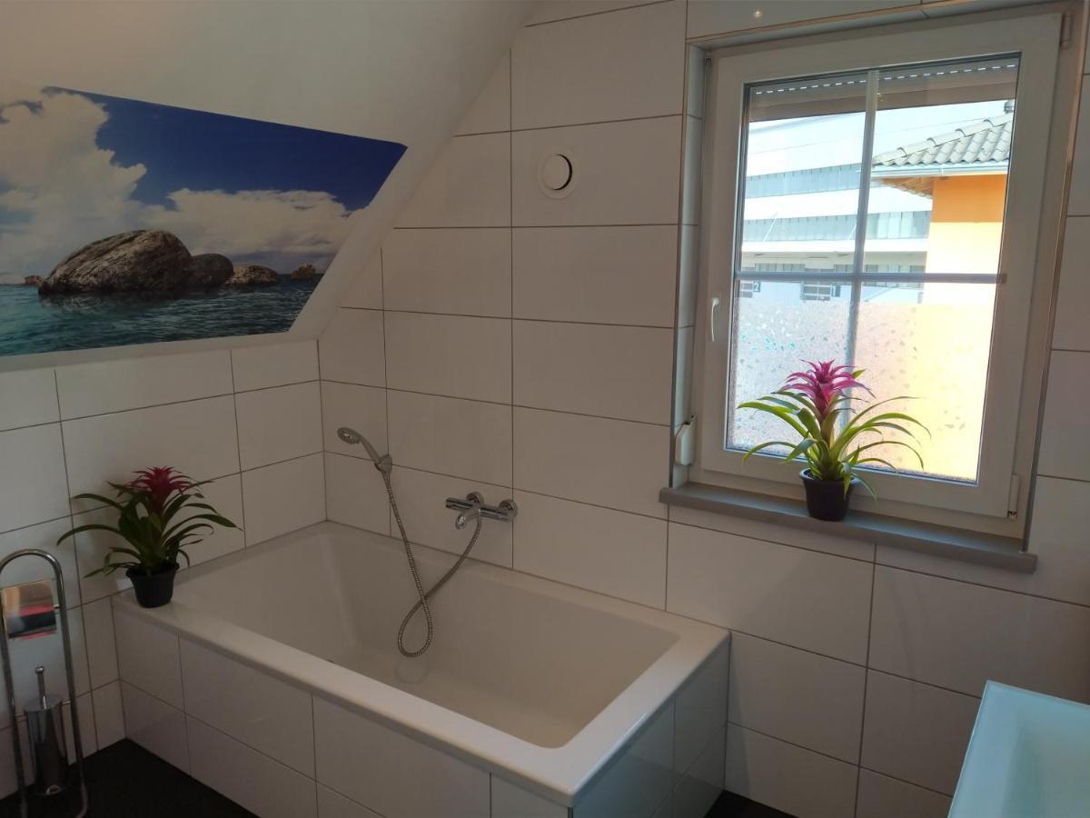 Gaestehaus Elias Inkl. Bodensee-Vorarlberg Freizeitkarte Meiningen ภายนอก รูปภาพ